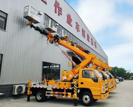 17,5 m Aerial Lift Truck